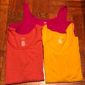 Women XL tank tops